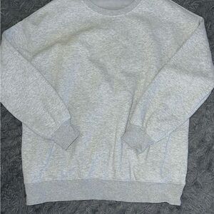 Amazon Women's Light Gray Sweatshirt